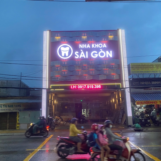 BẢNG HIỆU ALU NHA KHOA